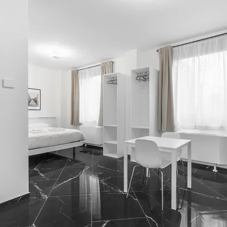 Ponale Foresteria Lombarda Hotel *