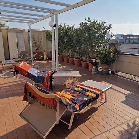 Pier's House - Attico A 3 Chilometri Dal Centro *