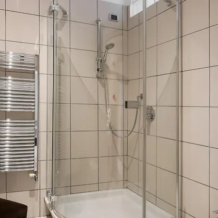 Pontida Nest - New Exclusive - Moscova Mailand