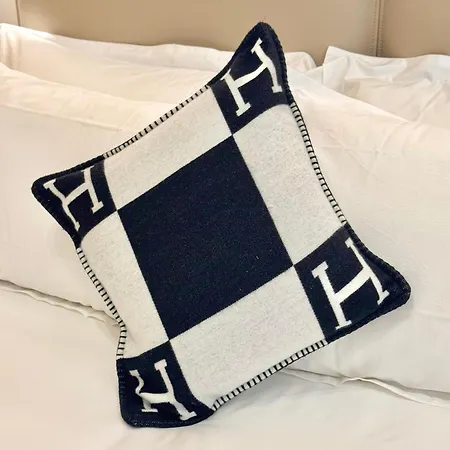 Garden Chinatown 펜션 *