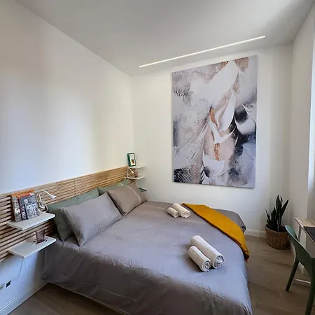 7 Attractions At Metro1 - Charming Flat