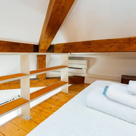 Ingegnoli1 Bright Floor By Hospity Milano