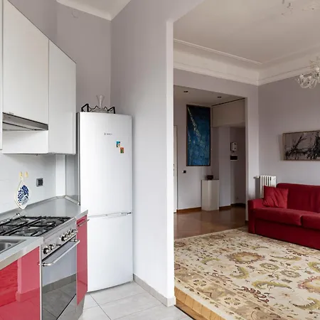 Bright House Center On Subway Lines 1,2 &3 Appartement Milan
