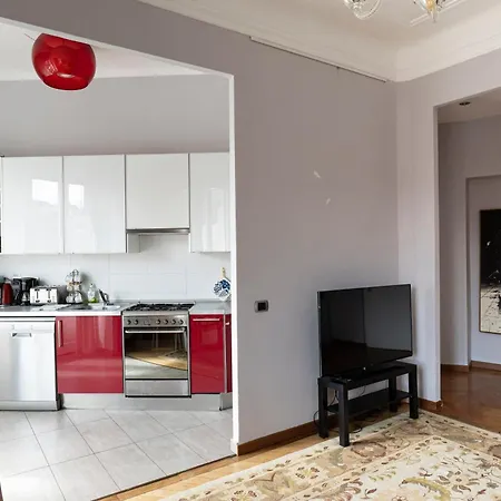 Appartement Bright House Center On Subway Lines 1,2 &3 Milan