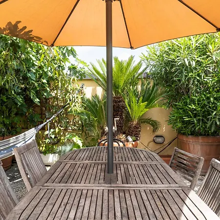 Dream Garden Center On Subway 10 Guest