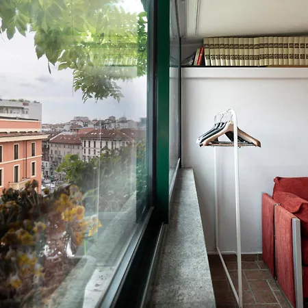 Dream Garden Center On Subway 10 Guest