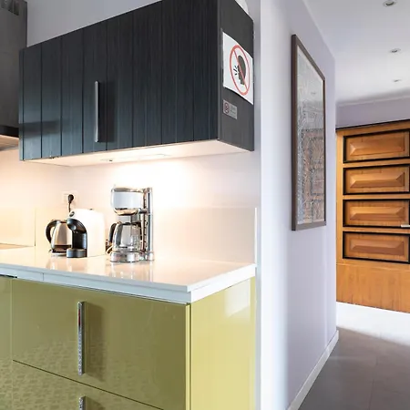 Dream Garden Center On Subway 10 Guest * מילאנו