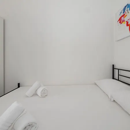 I-host - Gressoney 6 Апартаменты Милан