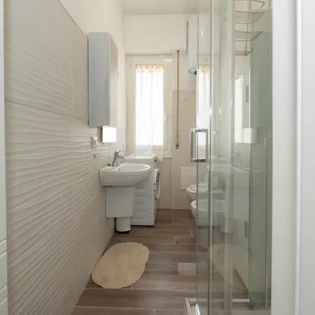 I-host - Gressoney 6 Апартаменты *