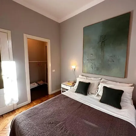 Readmyhostprofile! Luxury 4 Bedroom Penthouse Near Duomo 米兰