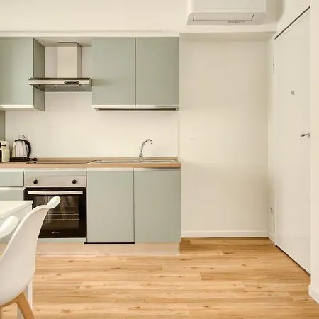 Apartamento Hostmate - - Imperia - Romolo Iulm *