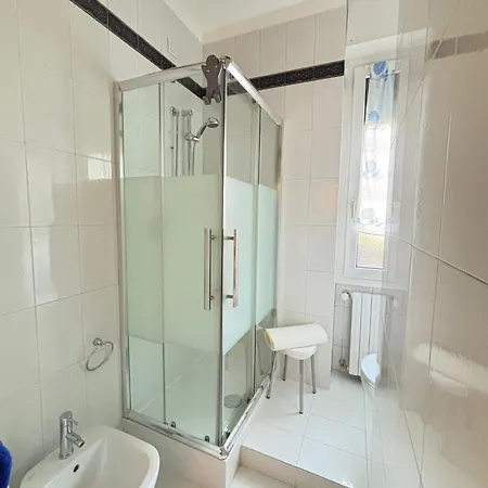 Helianthos 밀라노