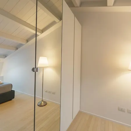 Apartamento Duomo 10 Min Shopping Street Metro Loreto *