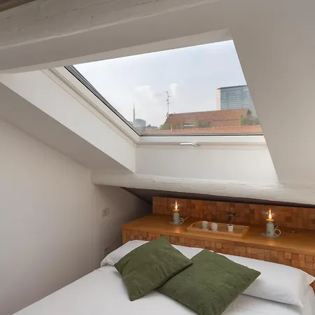 Station 5 Min The Skyshouse