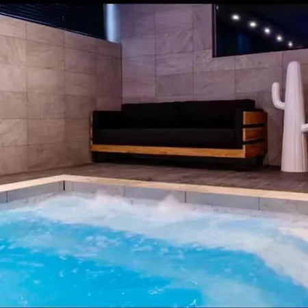 Readhostprofile! Luxury Penthouse Near Duomo *