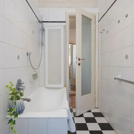 شقة Moscova Dream - Bright And Quiet 5th Floor