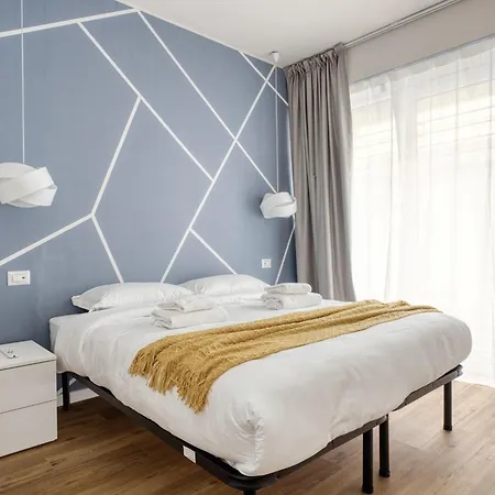 Hostmate - - Imperia's Prism - Romolo Iulm Appartement