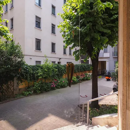 Court House Elegant Milan