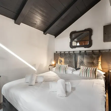 Tortona Metro 200m - Charming Attic - Wifi Mailand