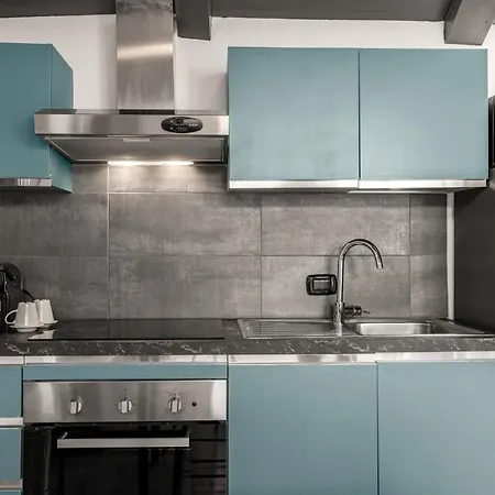Apartment Tortona Metro 200m - Charming Attic - Wifi
