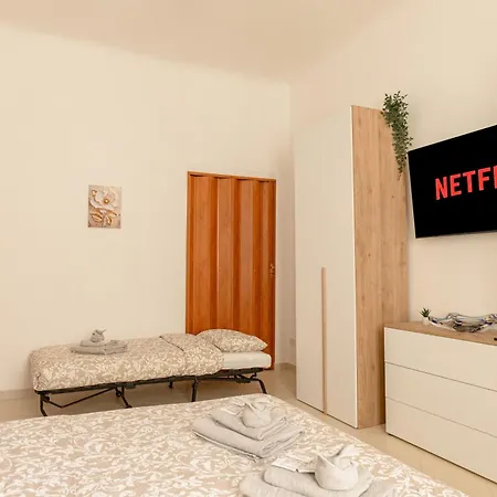 Aura House - Duomo - Life & Sempione 7 Min
