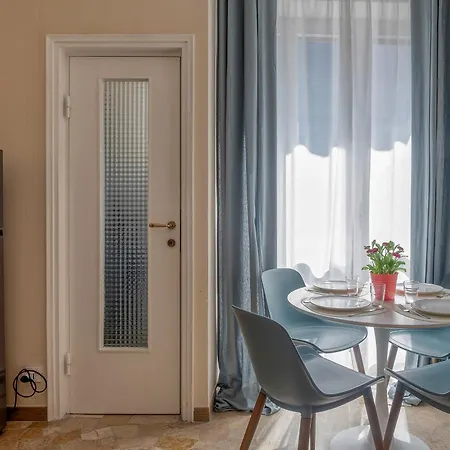 Predabissi- 7sundays Apartment