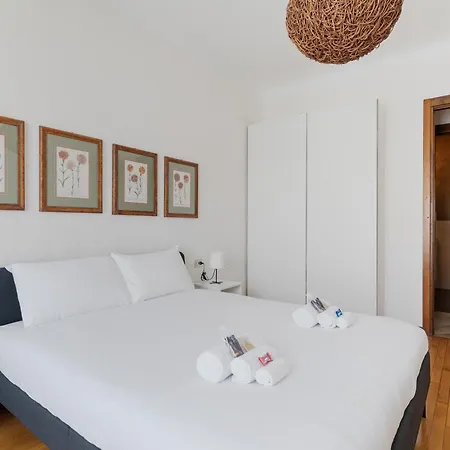 Apartamento Pagano - Salutati - Ampio E Luminoso Trilocale *
