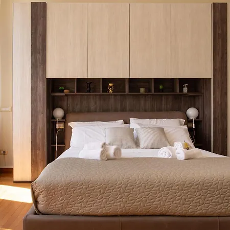 Exclusive In Station - Duomo 5 In Minutes * ミラノ