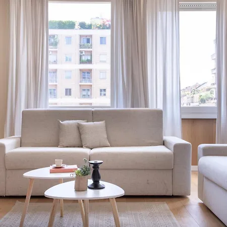 Exclusive In Station - Duomo 5 In Minutes *