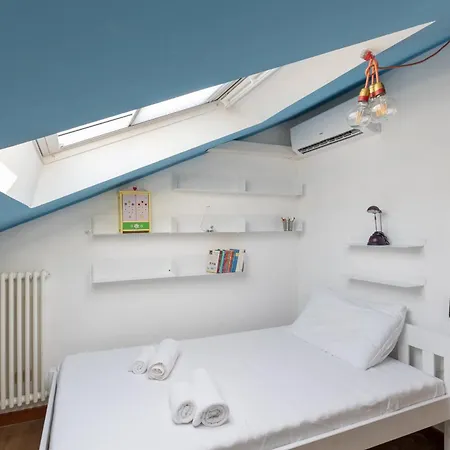 Two Bedroom Last Floor Sarpi - Mirable Pm Milán