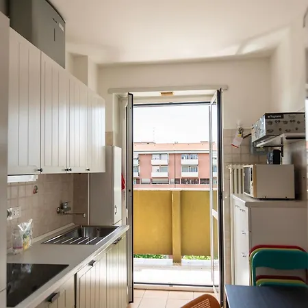 Apartment Youhosty - San Siro View *