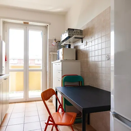 Youhosty - San Siro View Apartmán *