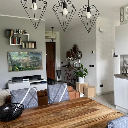 Res. A 10 Min. Da Rho Fiera E Stadio Meazza *