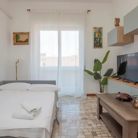 Navigli Retreat Near Duomo Milaan