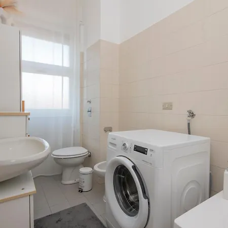 Navigli Retreat Near Duomo Appartement *