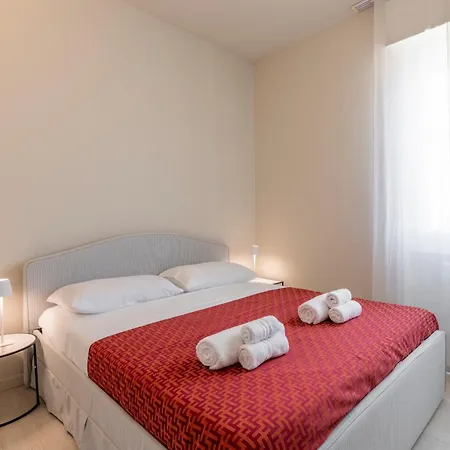 Bright And Modern 2 Double Bedrooms Bocconi * מילאנו