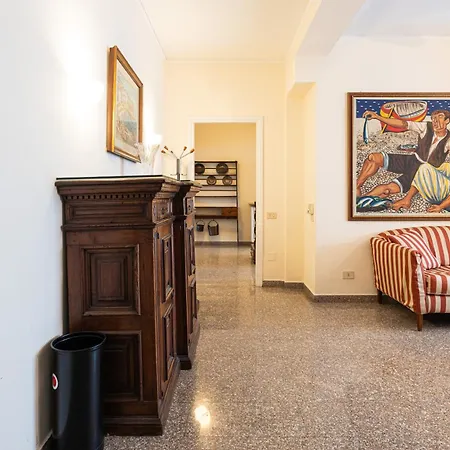 Splendido Trilocale Zara Ottavo Piano - Mirable Pm