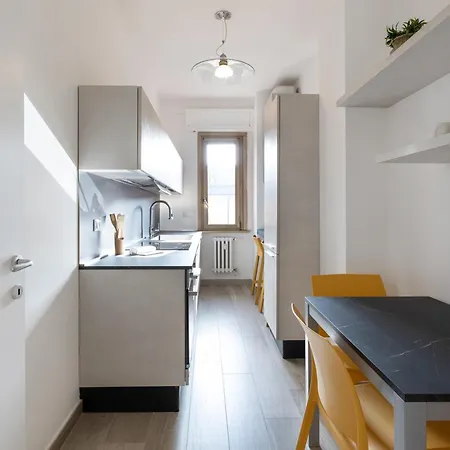 Modern 2 Bedrooms Tortona Via Savona - Mirable Pm * Милан
