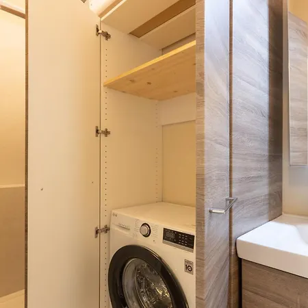 Luminoso Piano Alto Con Terrazzo - Mirable Pm شقة