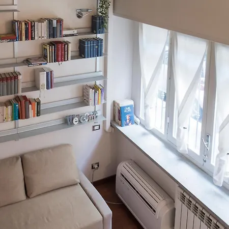 Ad Arco Della Pace *