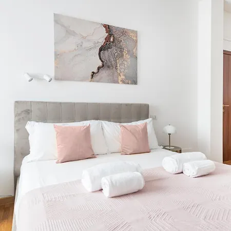 Easylife - Attico Di Lusso A Pochi Passi Dal Duomo Διαμέρισμα