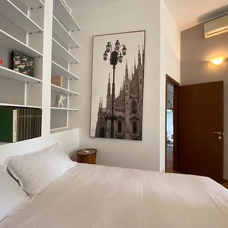 Artist S 80 Mq With Garden And Palm Tree