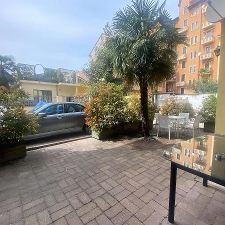 Lejlighed Artist S 80 Mq With Garden And Palm Tree *