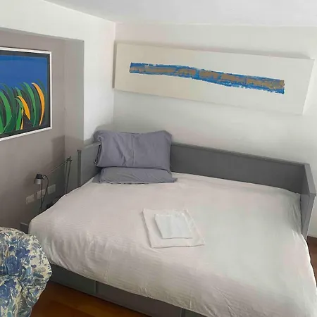 Artist S 80 Mq With Garden And Palm Tree *