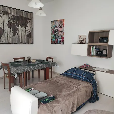 Spaziourbano, Comfort And Convenience In The Suburbs דירה