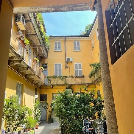 Charming At The Columns Of San Lorenzo Apartament