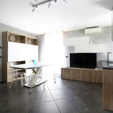 Evasione Sul Naviglio Mailand