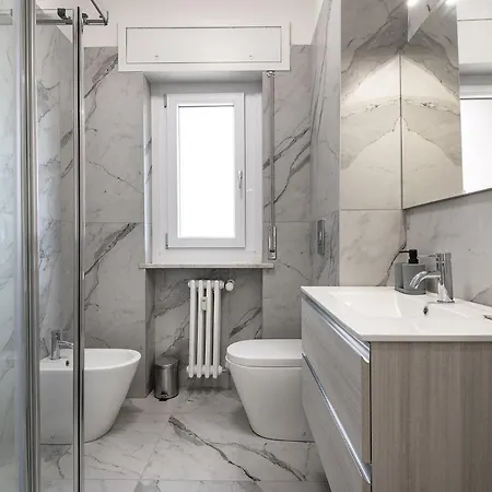 Lambrate - 200 Meters From The Station *