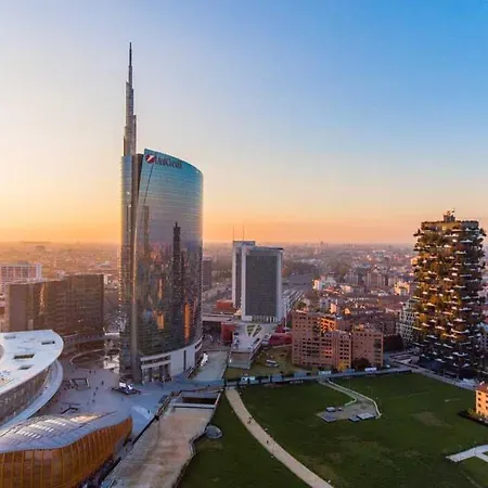 Elegant - Centro Milan