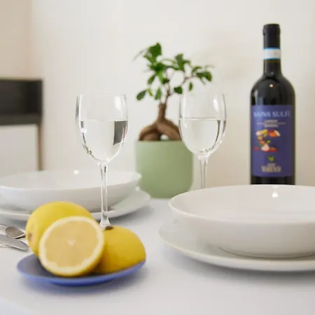 The Porthole - Rifugio Chic E Porta Venezia *